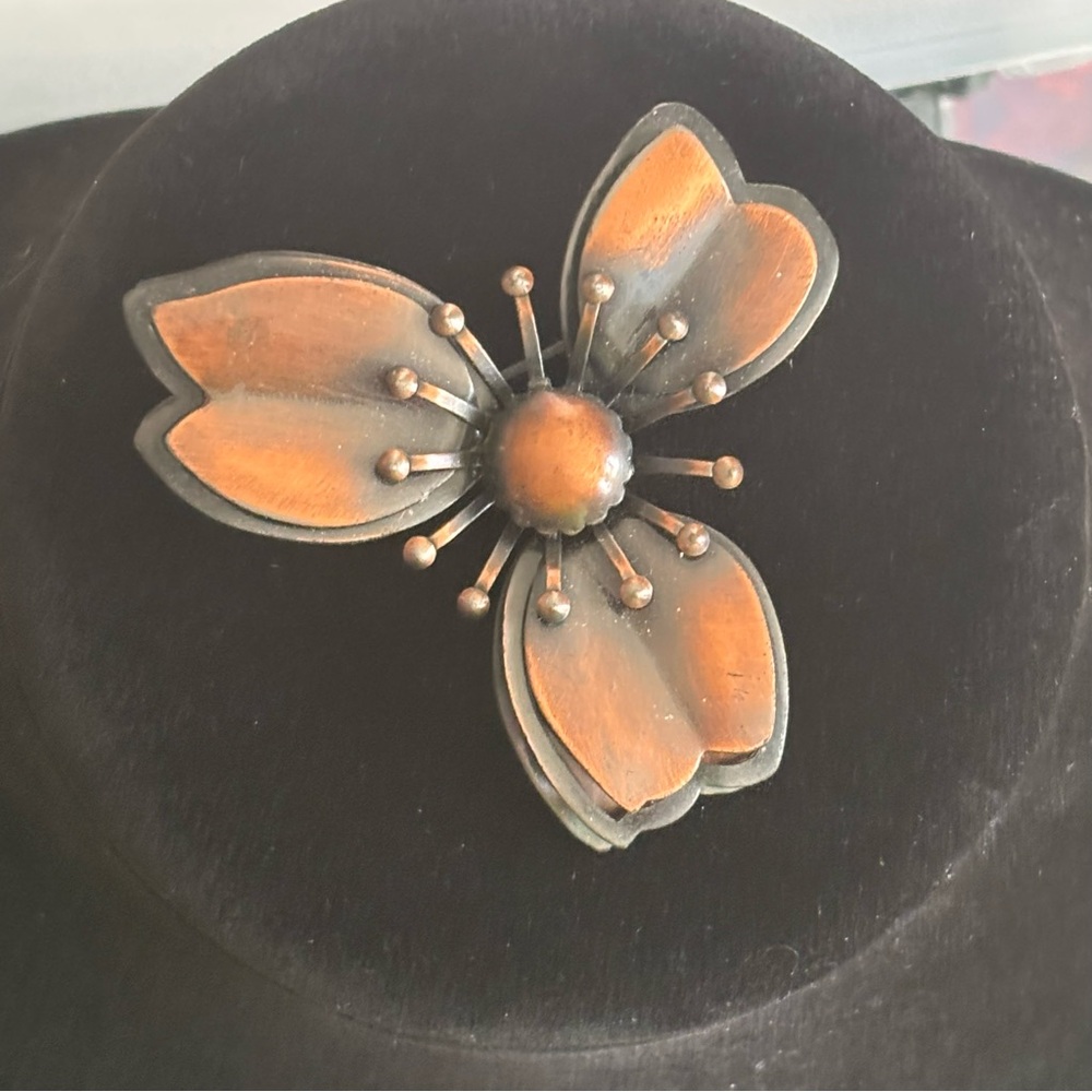 Vintage Bronze Dog wood Flower Brooch